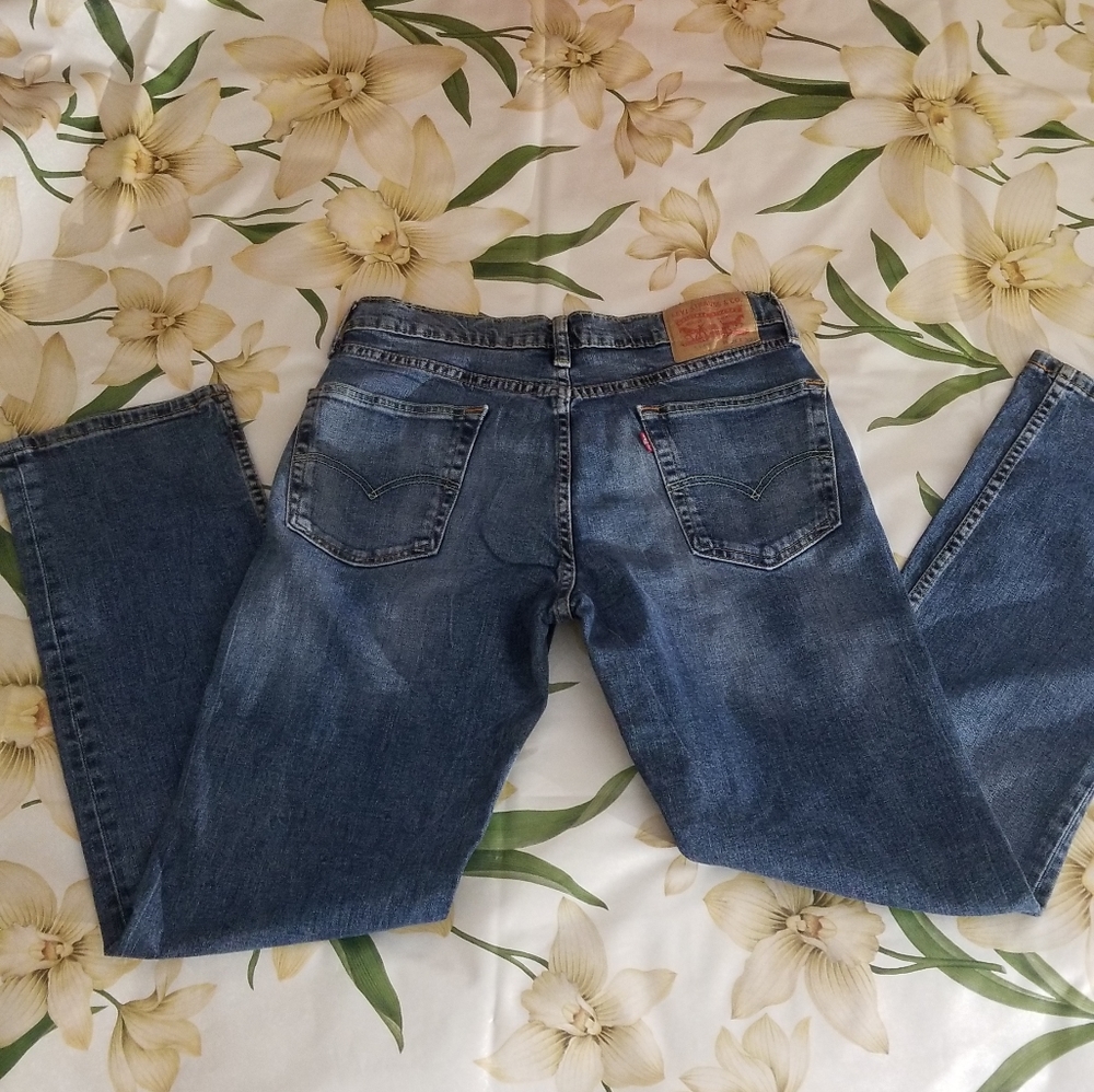 levy's jeans size 31